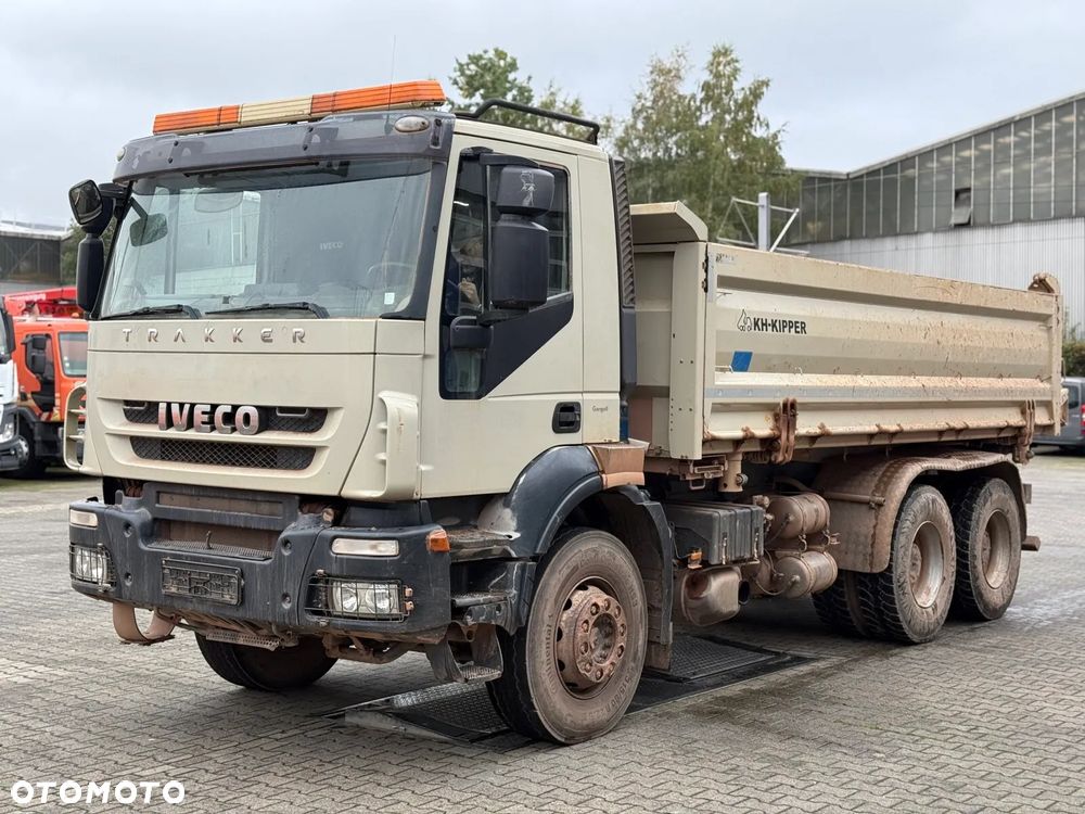 Iveco TRAKKER AD260T50 6x4 WYWROTKA TRÓJSTRONNA Z BORDMATIKIEM