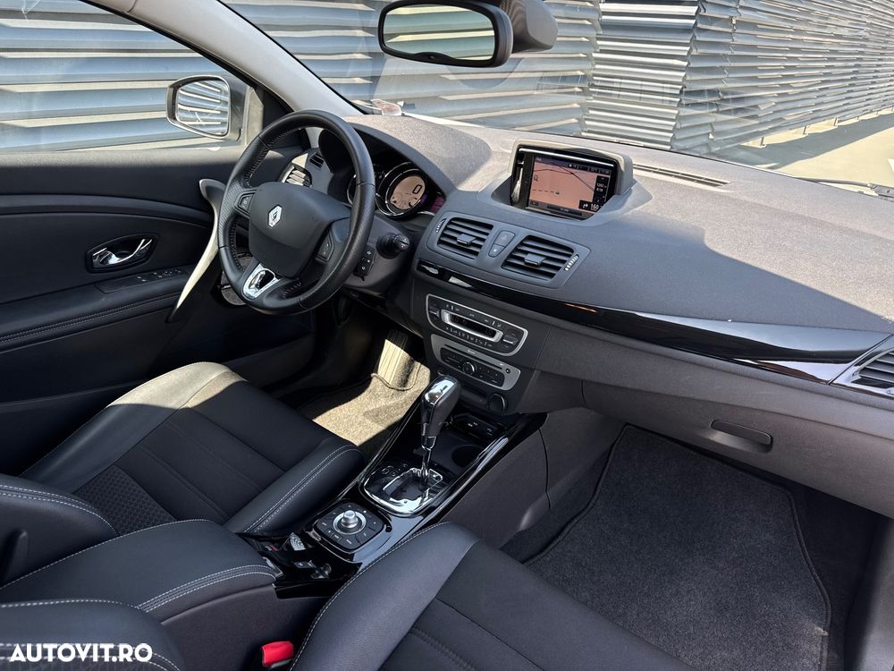 Renault Megane Coupe TCe 130 EDC Bose Edition - 15