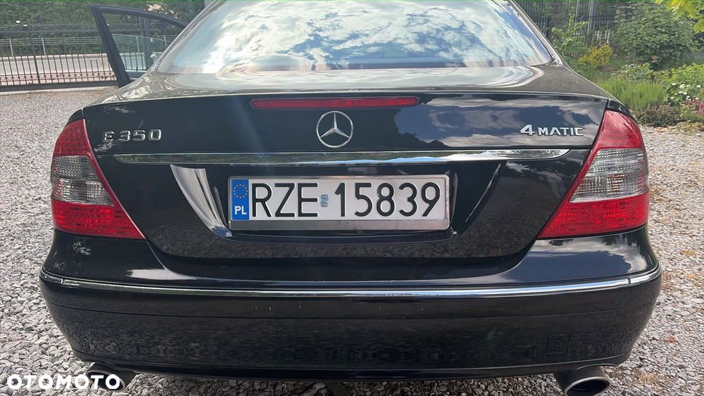 Mercedes-Benz Klasa E 350 4Matic Automatik Elegance - 13