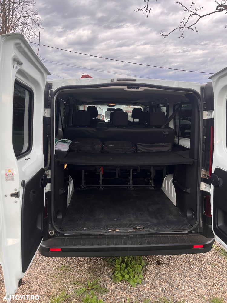 Renault Trafic - 11