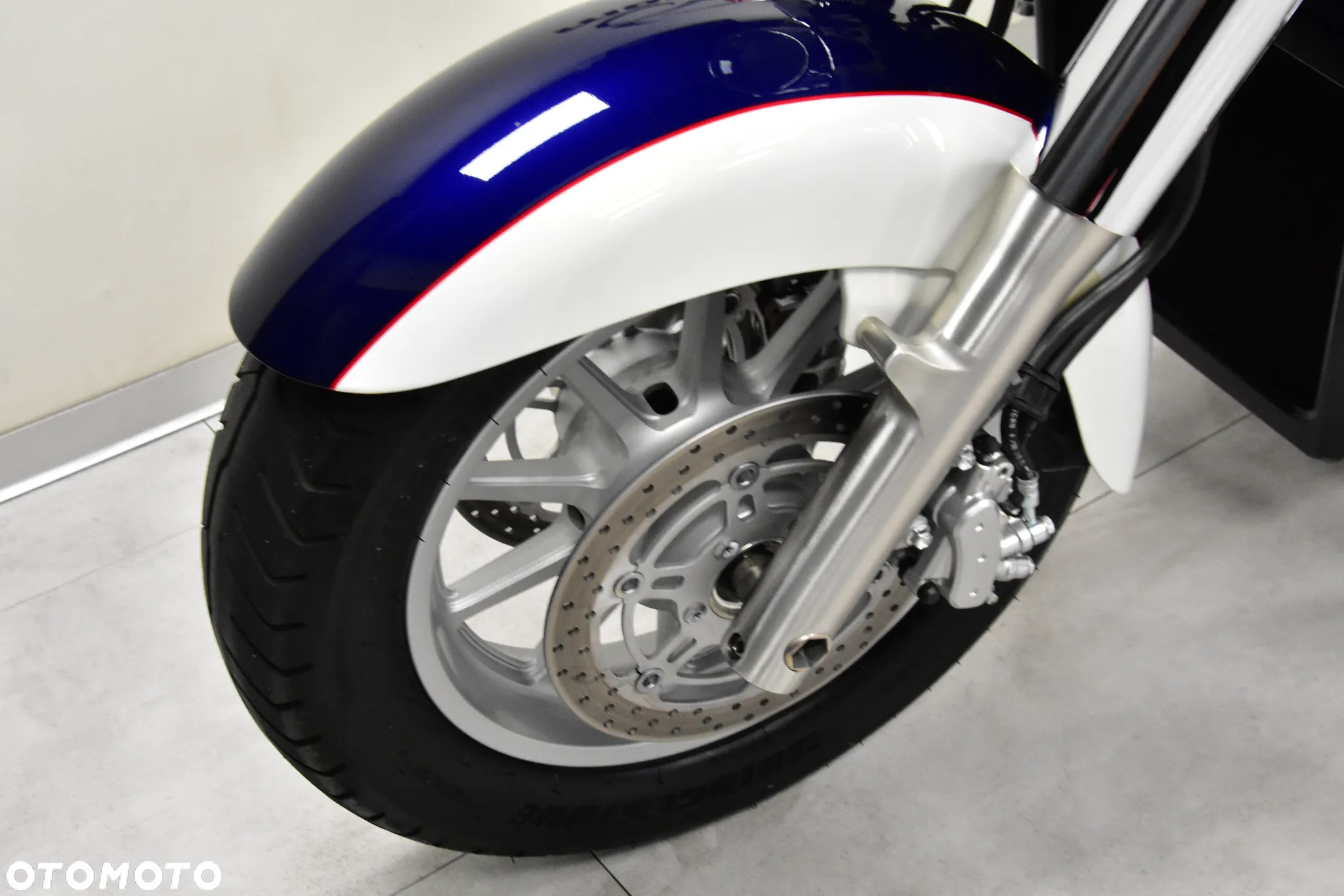 Suzuki Intruder - 33