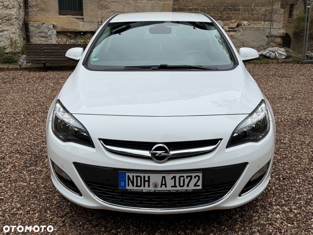 Opel Astra 1.4 Turbo Cosmo - 1