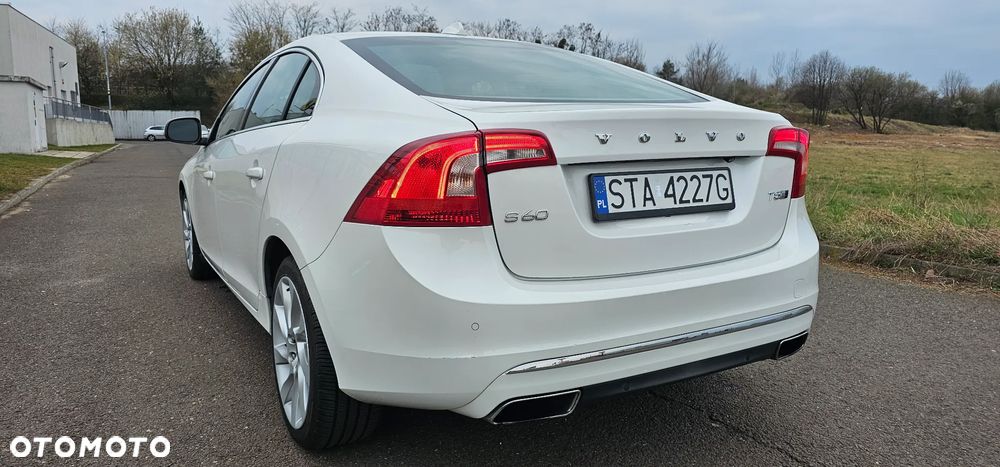 Volvo S60 - 16