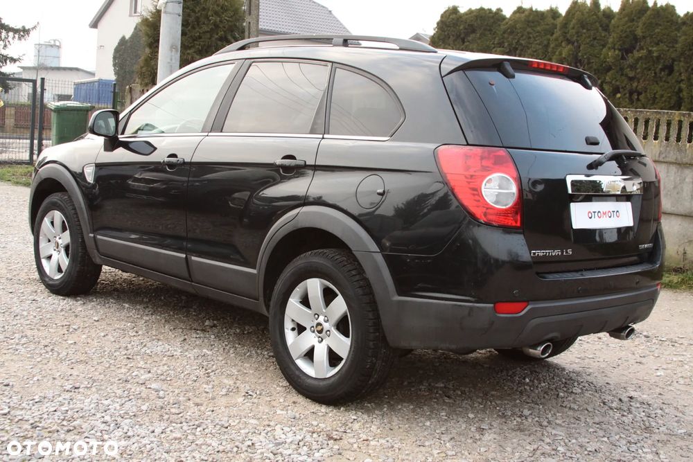 Chevrolet Captiva 2.0 2WD 7 Sitzer LS Family Edition - 8