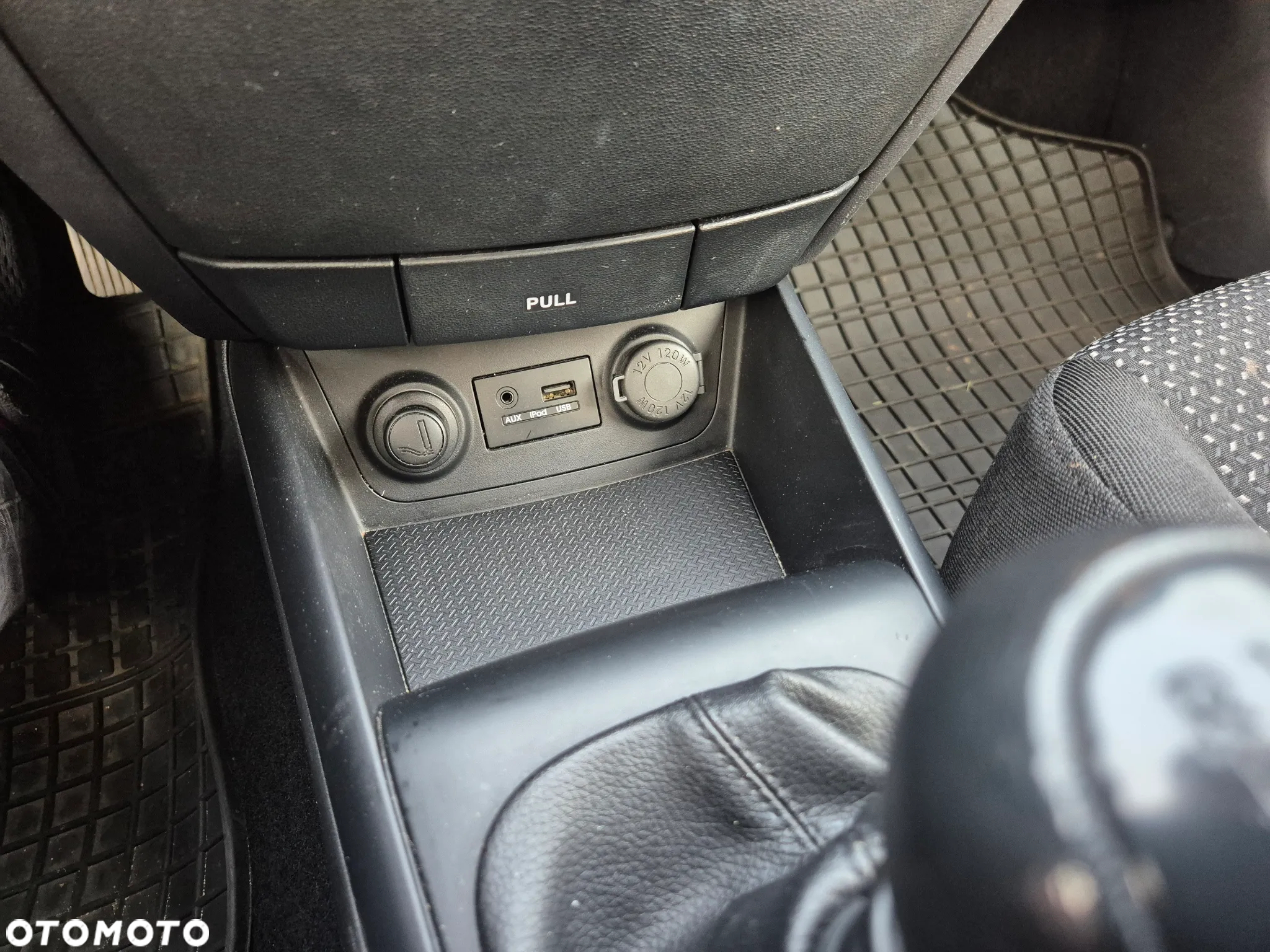 Hyundai i30 1.4 Classic + - 19