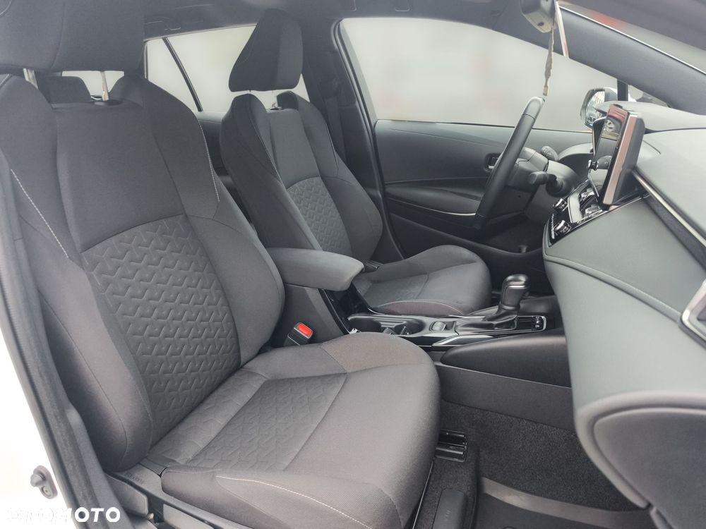Toyota Corolla 1.8 Hybrid Comfort - 11