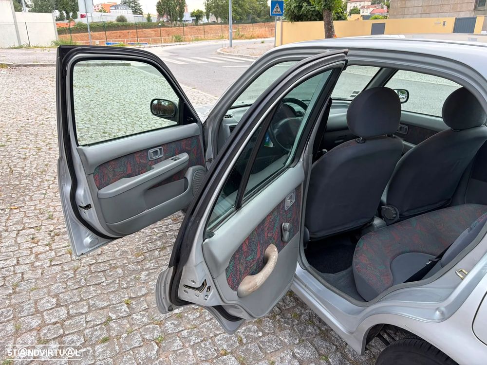 Nissan Micra 1.0 LX - 15