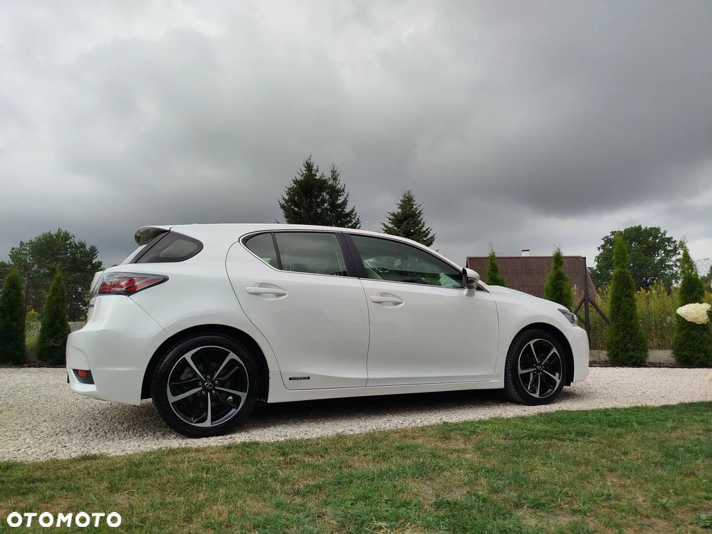 Lexus CT 200h Prestige - 6