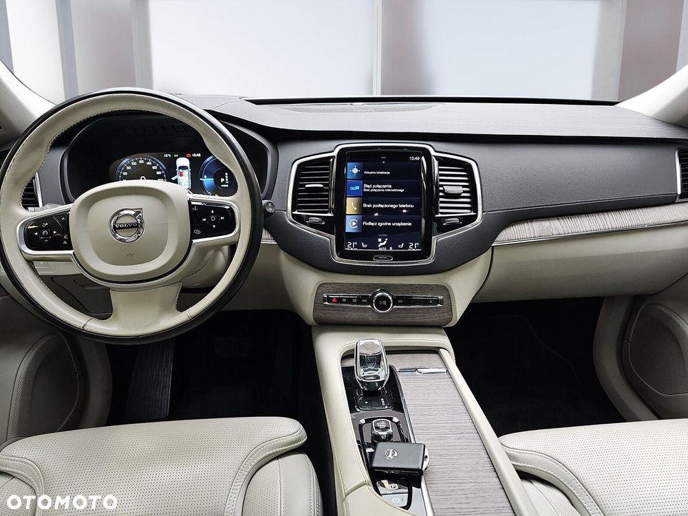 Volvo XC 90 - 6