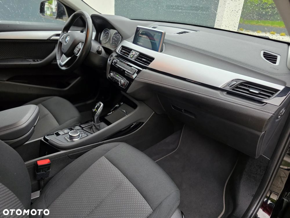 BMW X2 sDrive18i GPF Business Edition - 17
