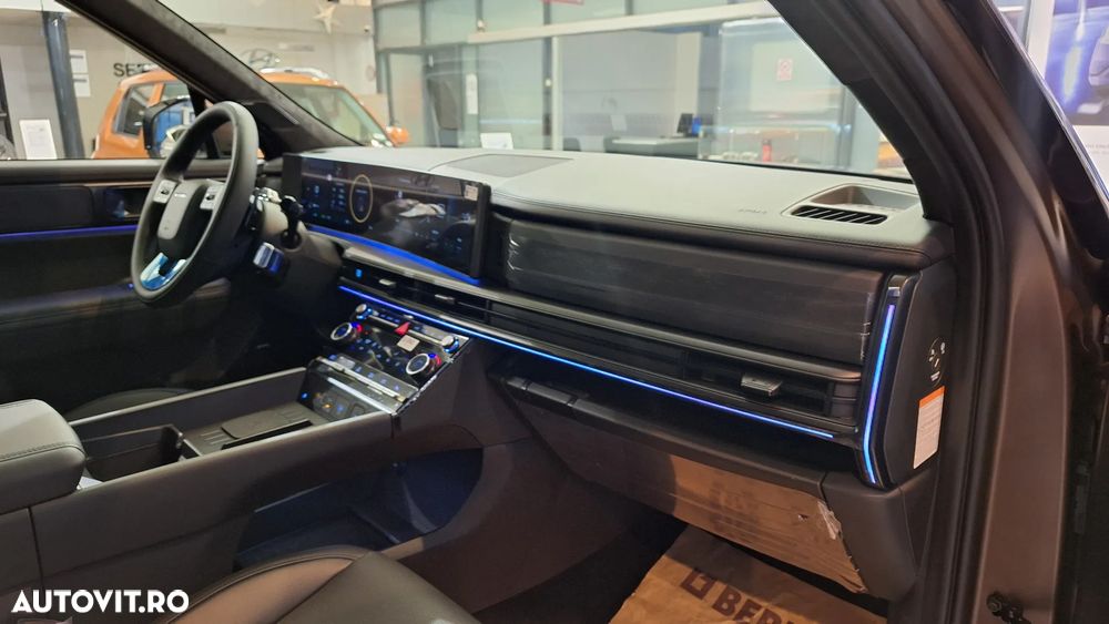 Hyundai Santa Fe 1.6 l 252 CP 4WD 6AT PHEV Calligraphy - 18