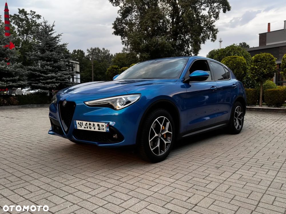 Alfa Romeo Stelvio 2.2 16V AT8-Q4 Executive - 4