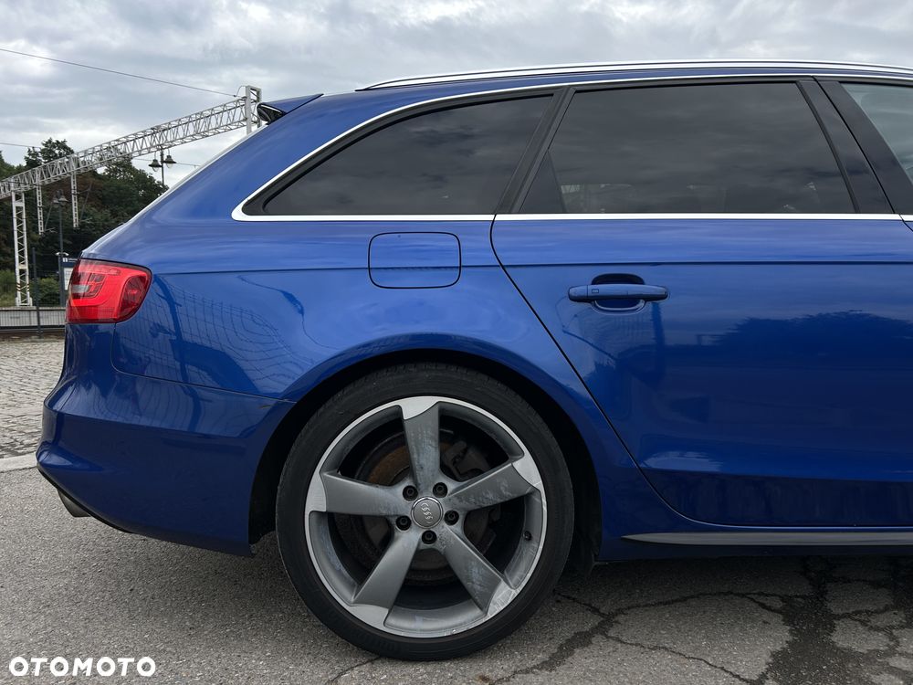 Audi A4 Avant 1.8 TFSI quattro S line Sportpaket - 30