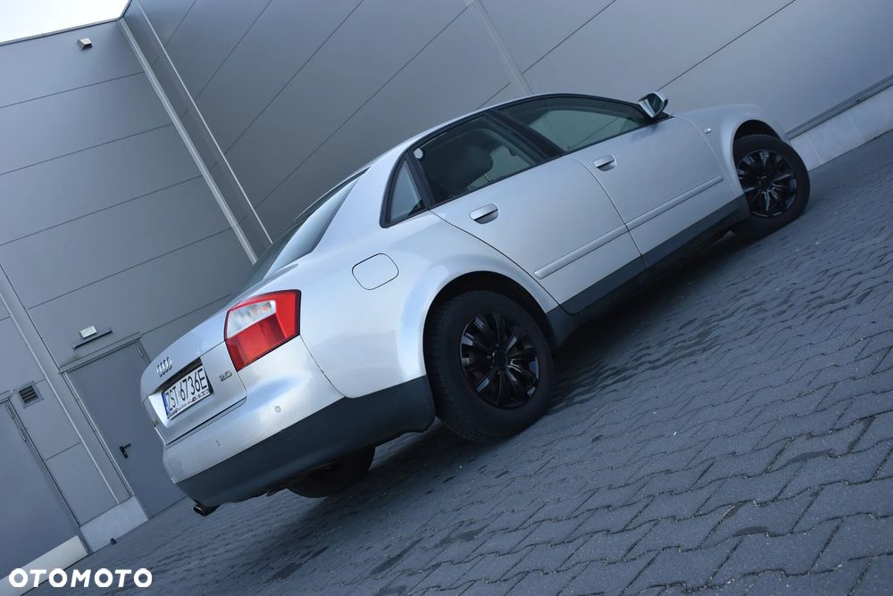 Audi A4 Limousine - 27