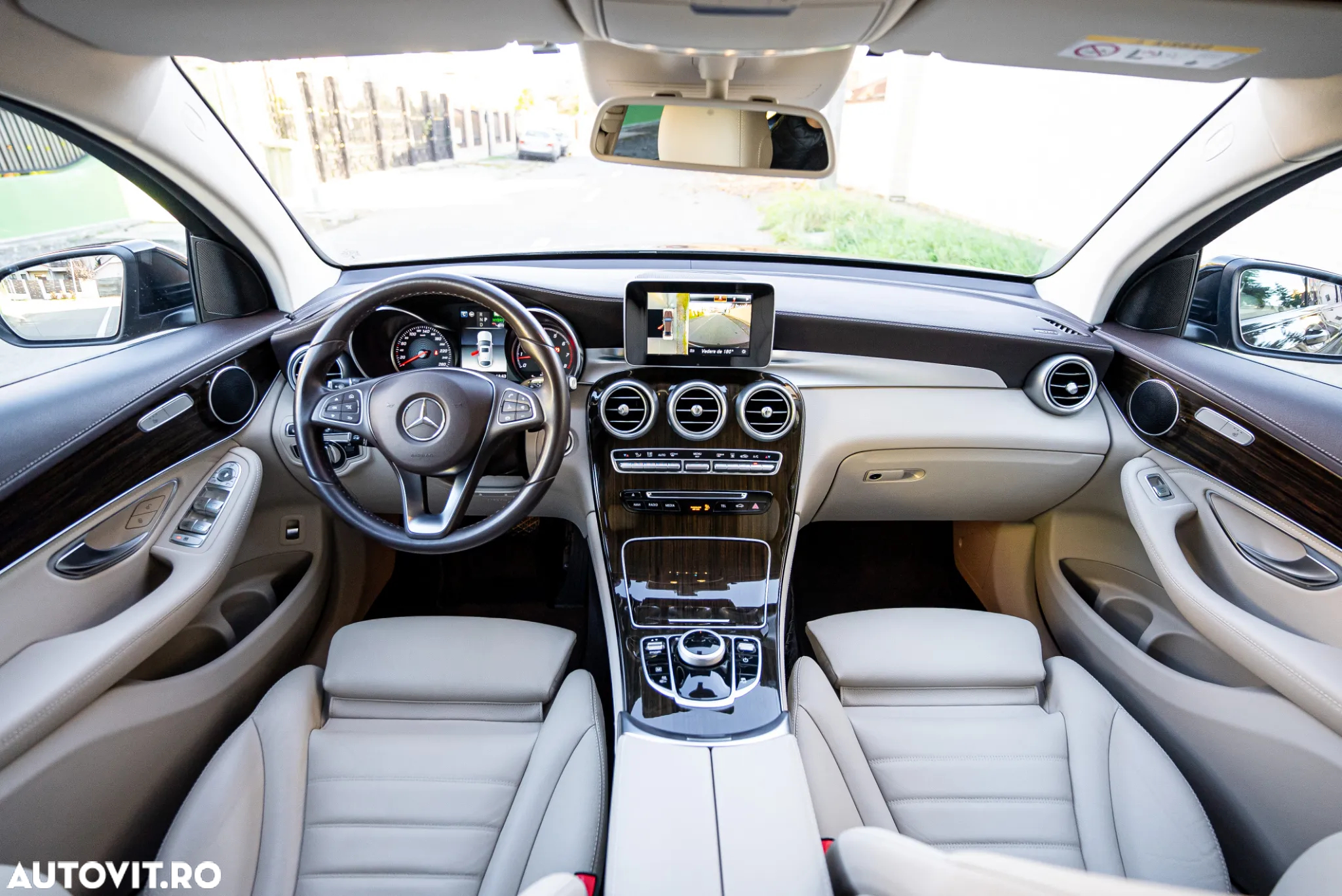 Mercedes-Benz GLC 350 e 4Matic 7G-TRONIC Exclusive - 31