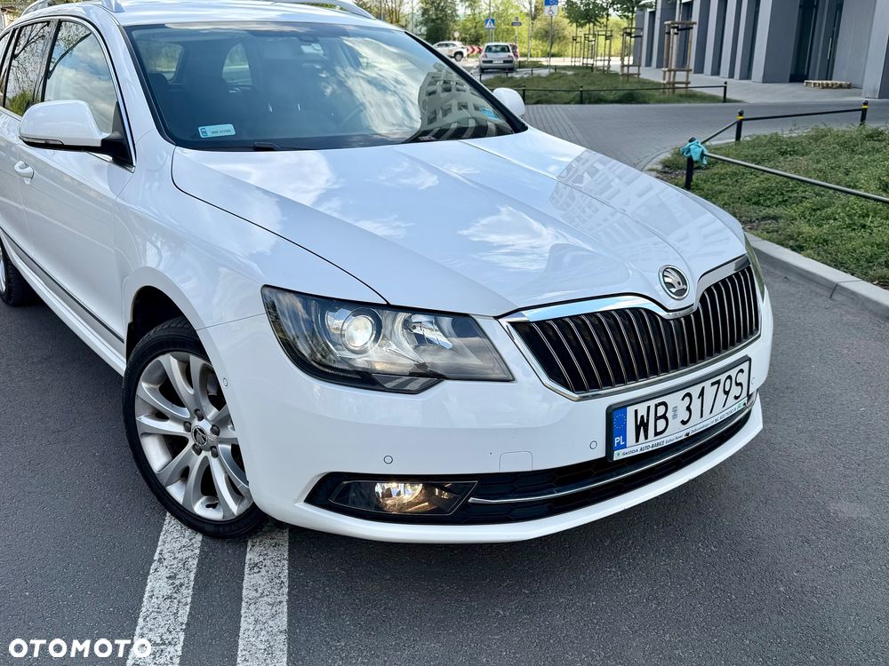 Skoda Superb 2.0 TSI L&K DSG - 4