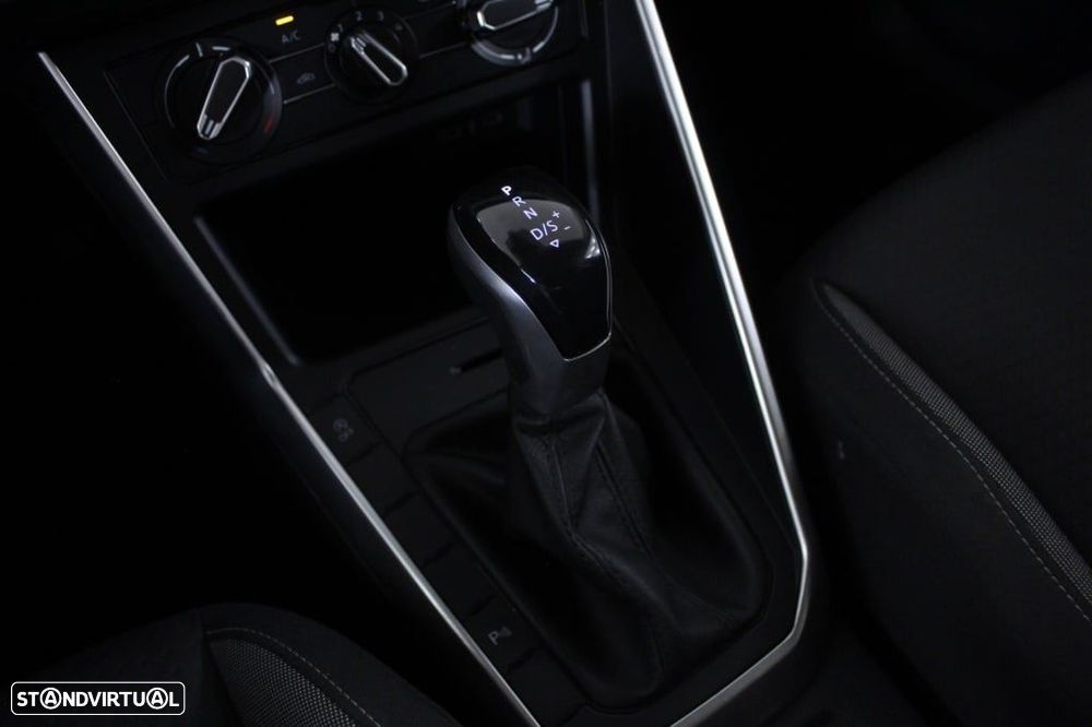 VW Polo 1.0 TSI Life DSG - 30