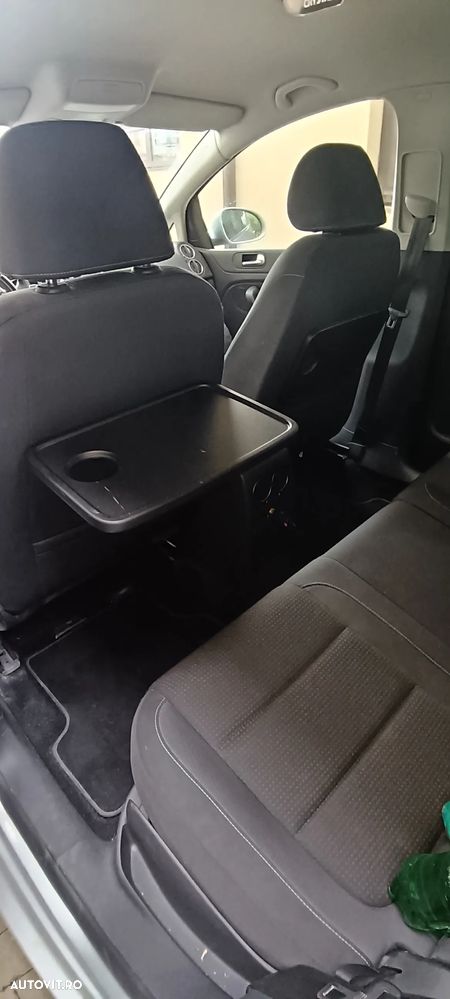 Volkswagen Golf Plus 1.6 TDI DPF Comfortline - 6