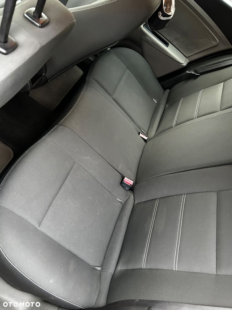 Renault Megane 1.5 dCi Authentique - 12