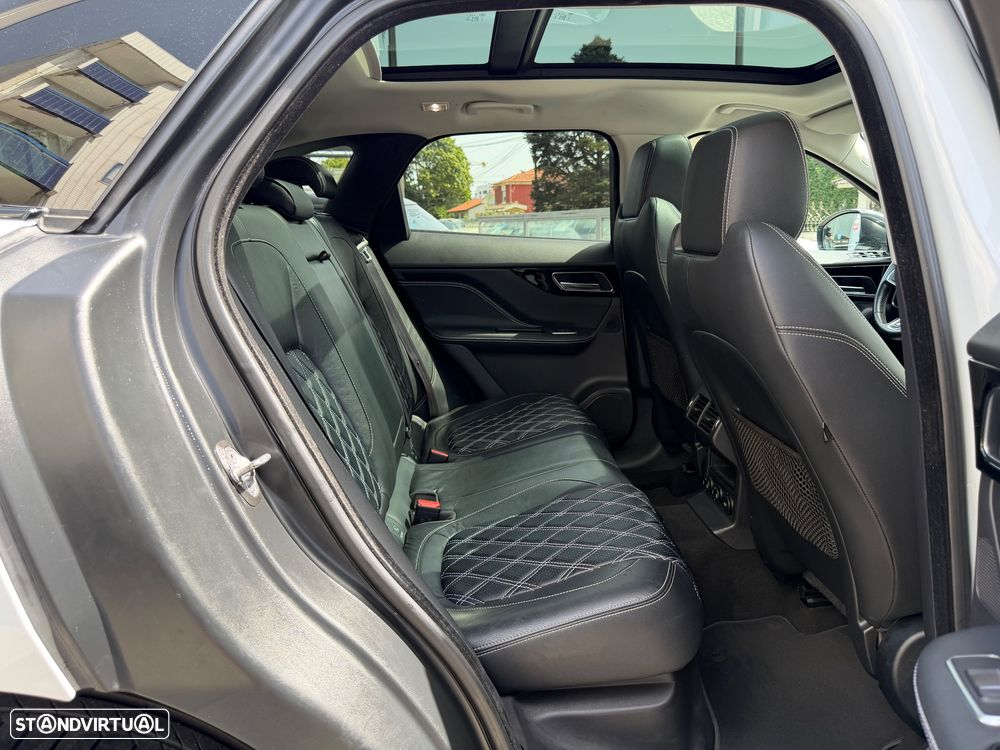 Jaguar F-Pace 20d Aut. R-Sport - 46