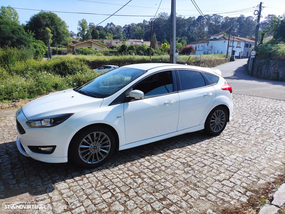 Ford Focus 1.5 TDCi ST-Line - 2