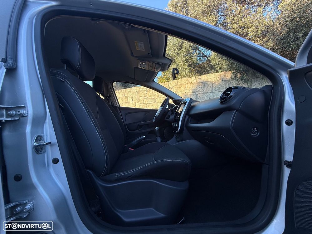 Renault Clio 1.5 dCi Confort - 8
