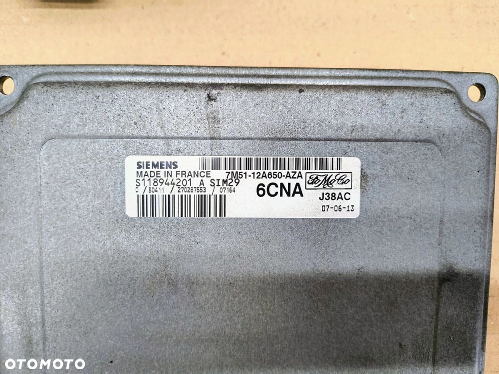 Focus MK2 zestaw startowy komputer 1,4 benzyna EU Ford - 2