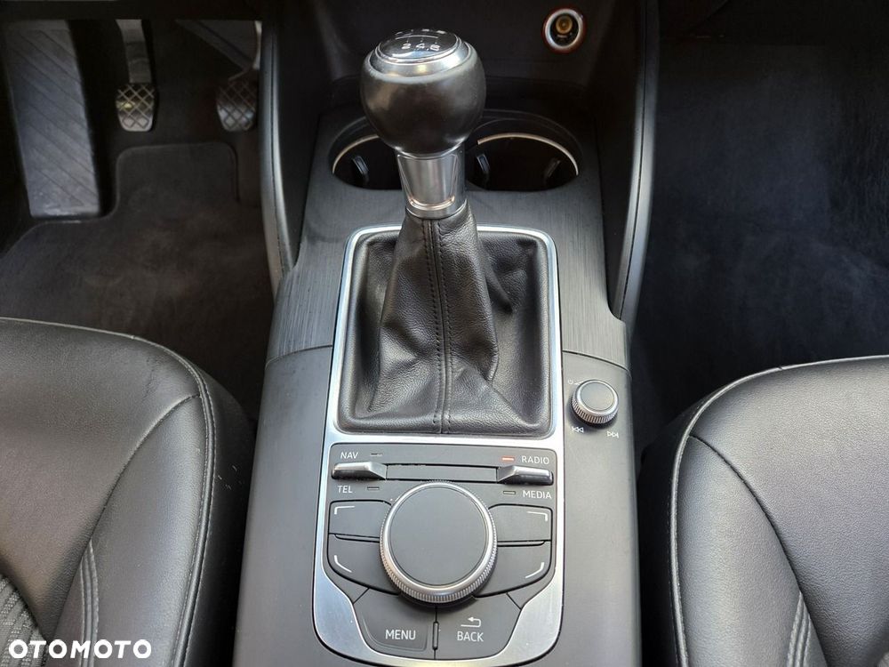 Audi A3 Sportback - 18