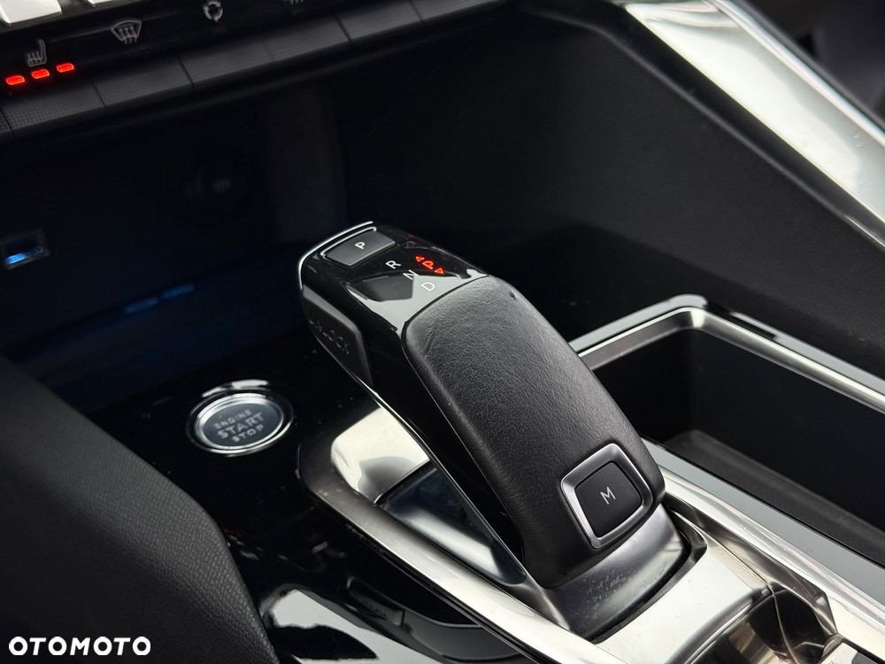 Peugeot 3008 1.5 BlueHDi GT S&S EAT8 - 31