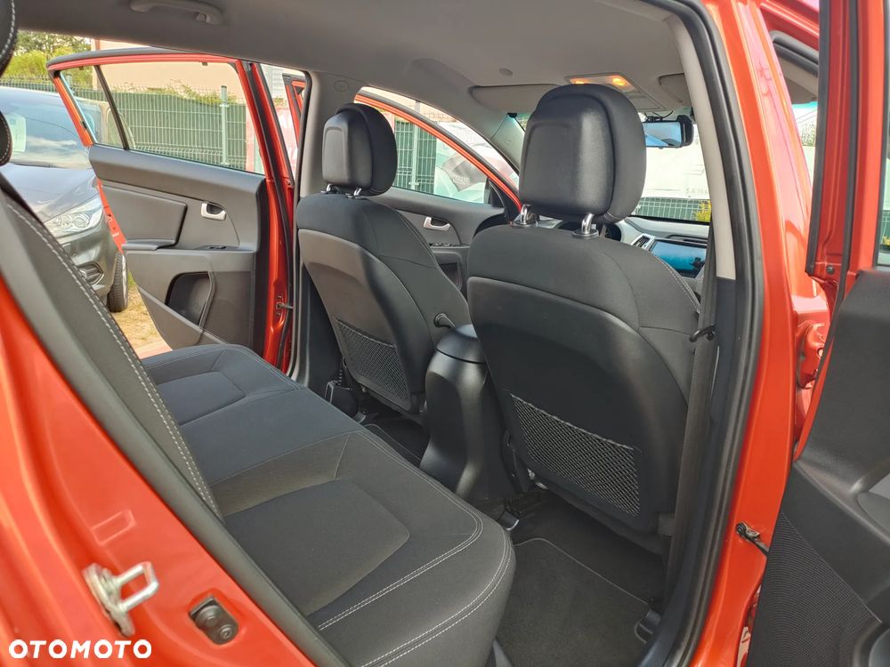 Kia Sportage 2.0 CRDI 2WD Spirit - 24