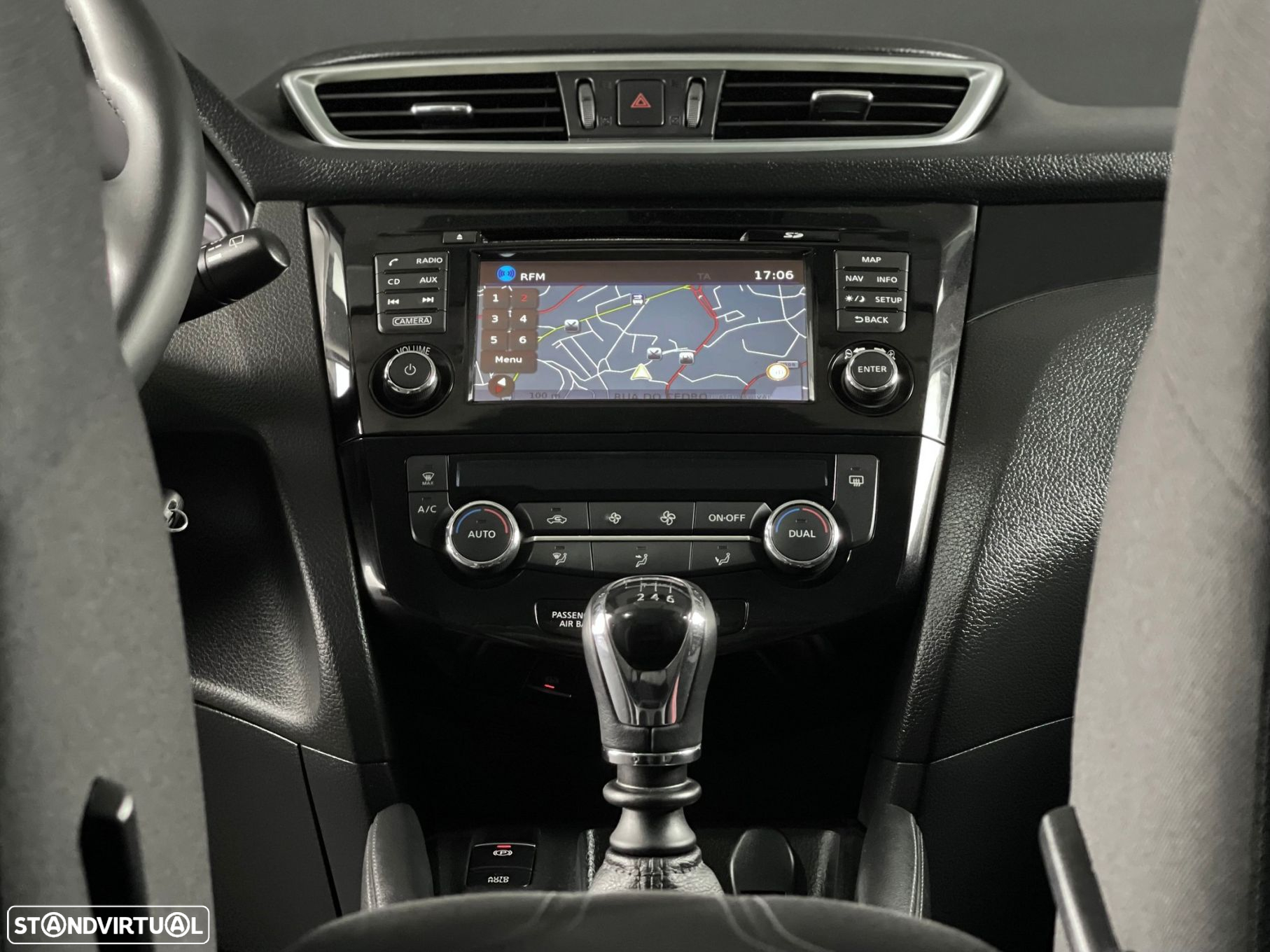 Nissan Qashqai 1.5 dCi N-Connecta - 11