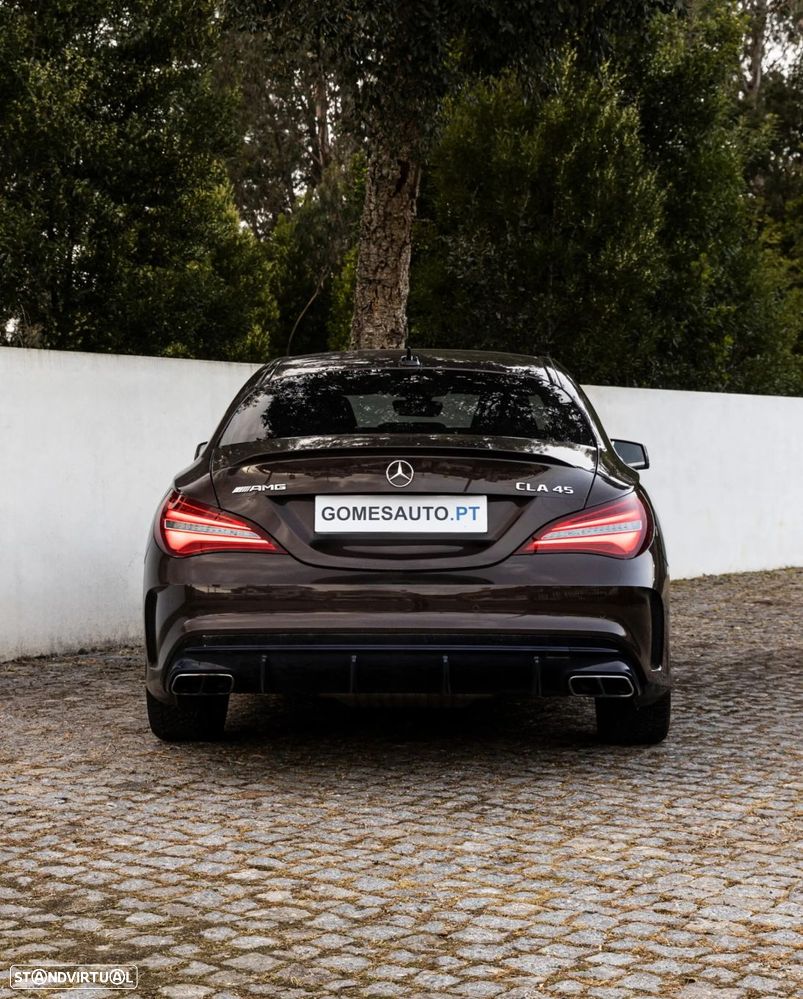 Mercedes-Benz CLA 45 AMG - 4