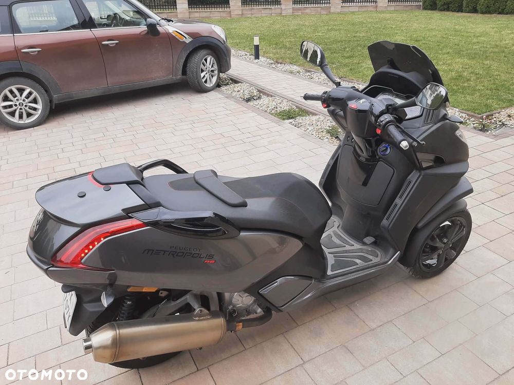 Peugeot Metropolis - 3