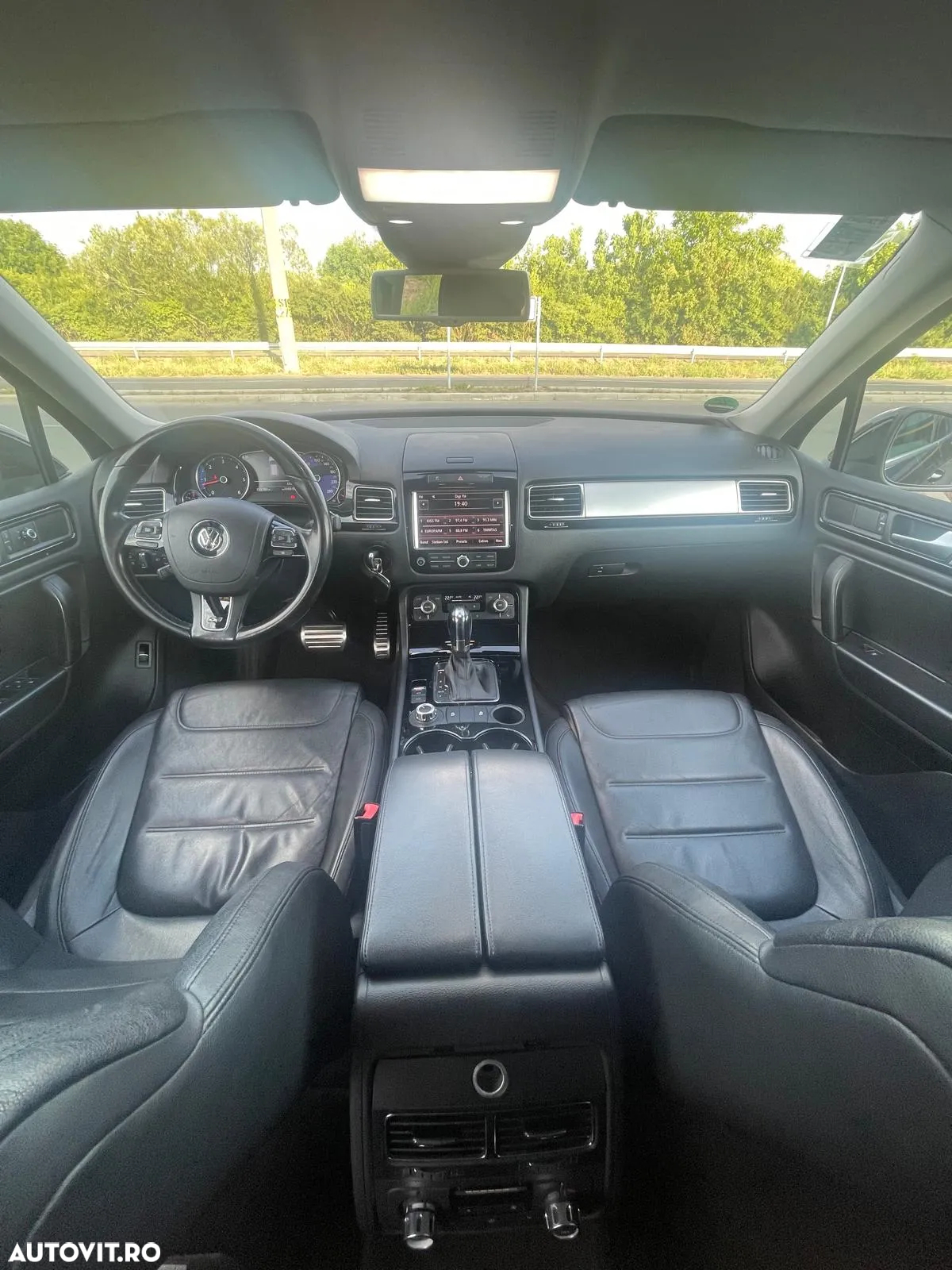 Volkswagen Touareg - 9