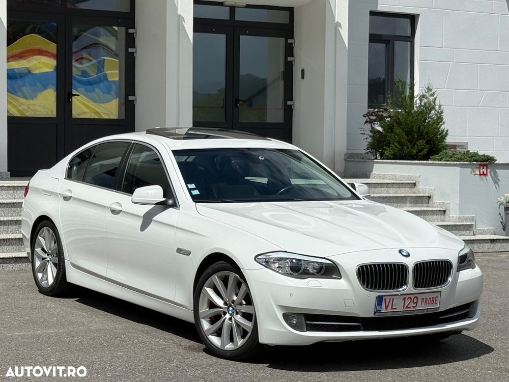 BMW Seria 5 525d Sport-Aut. - 2