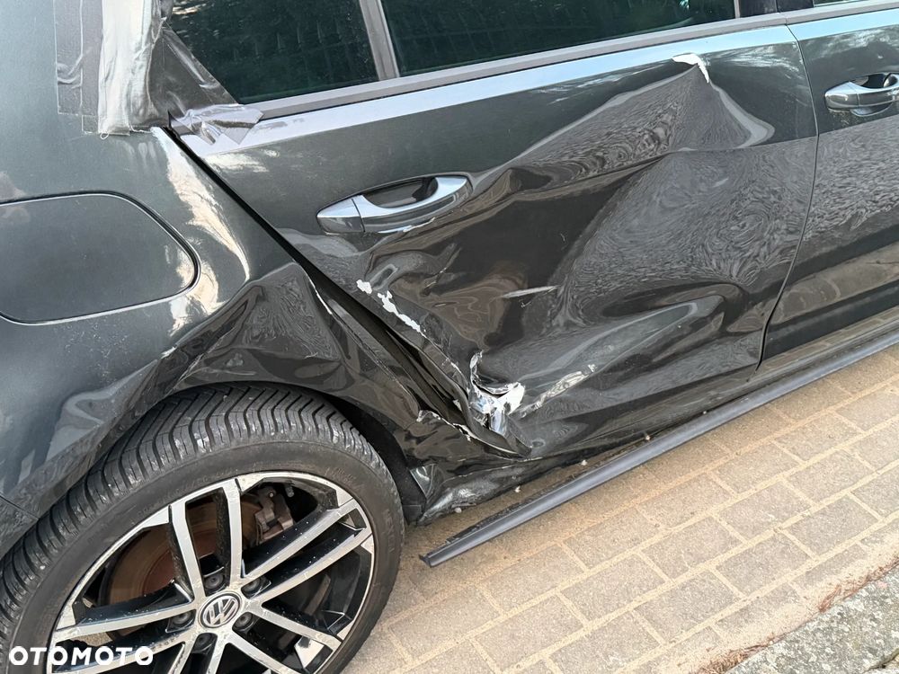 Volkswagen Golf - 30