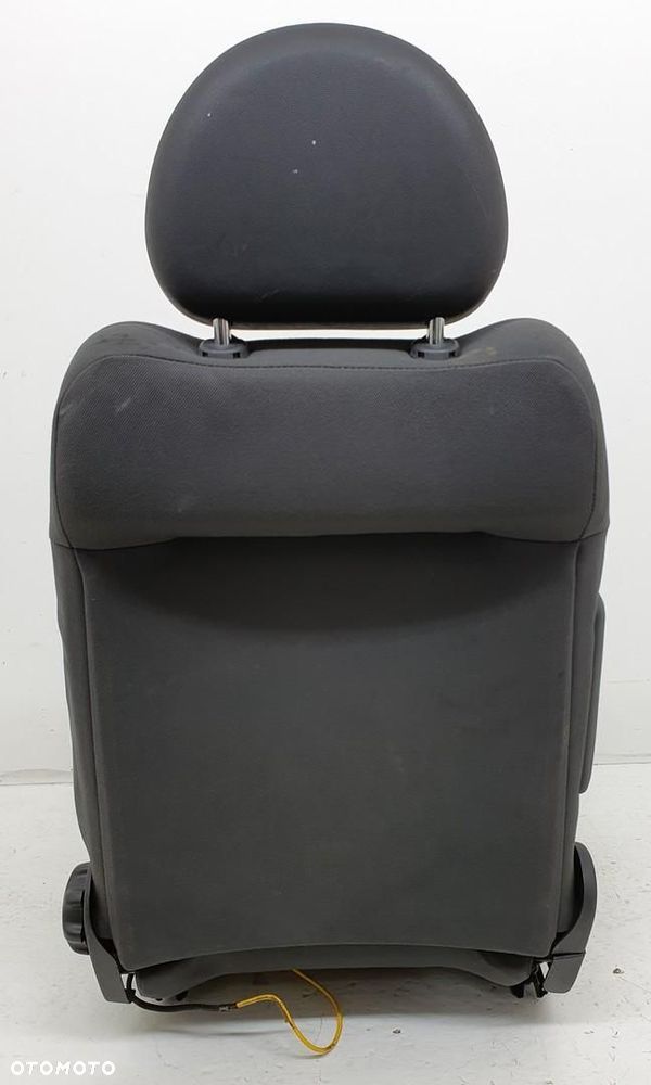 FOTEL PRAWY PRZÓD PASAŻERA OPEL CORSA C 5D LIFT EUROPA - 8