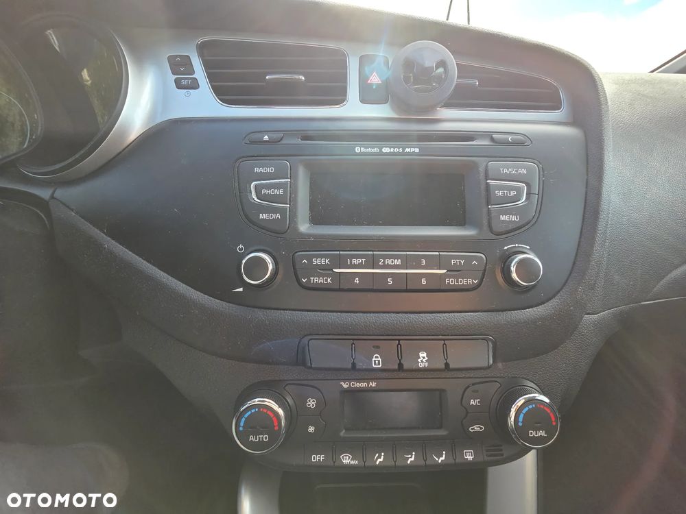 Kia Ceed 1.6 GDI M - 11