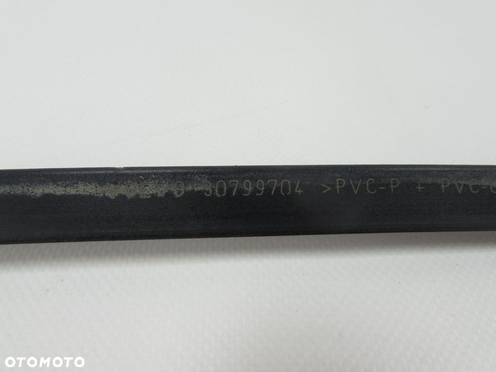 VOLVO V60 CROSS CUNTRY 10-18 USZCZELKA LISTWA SZYBY CZOLOWEJ DOLNA 30799704 - 8