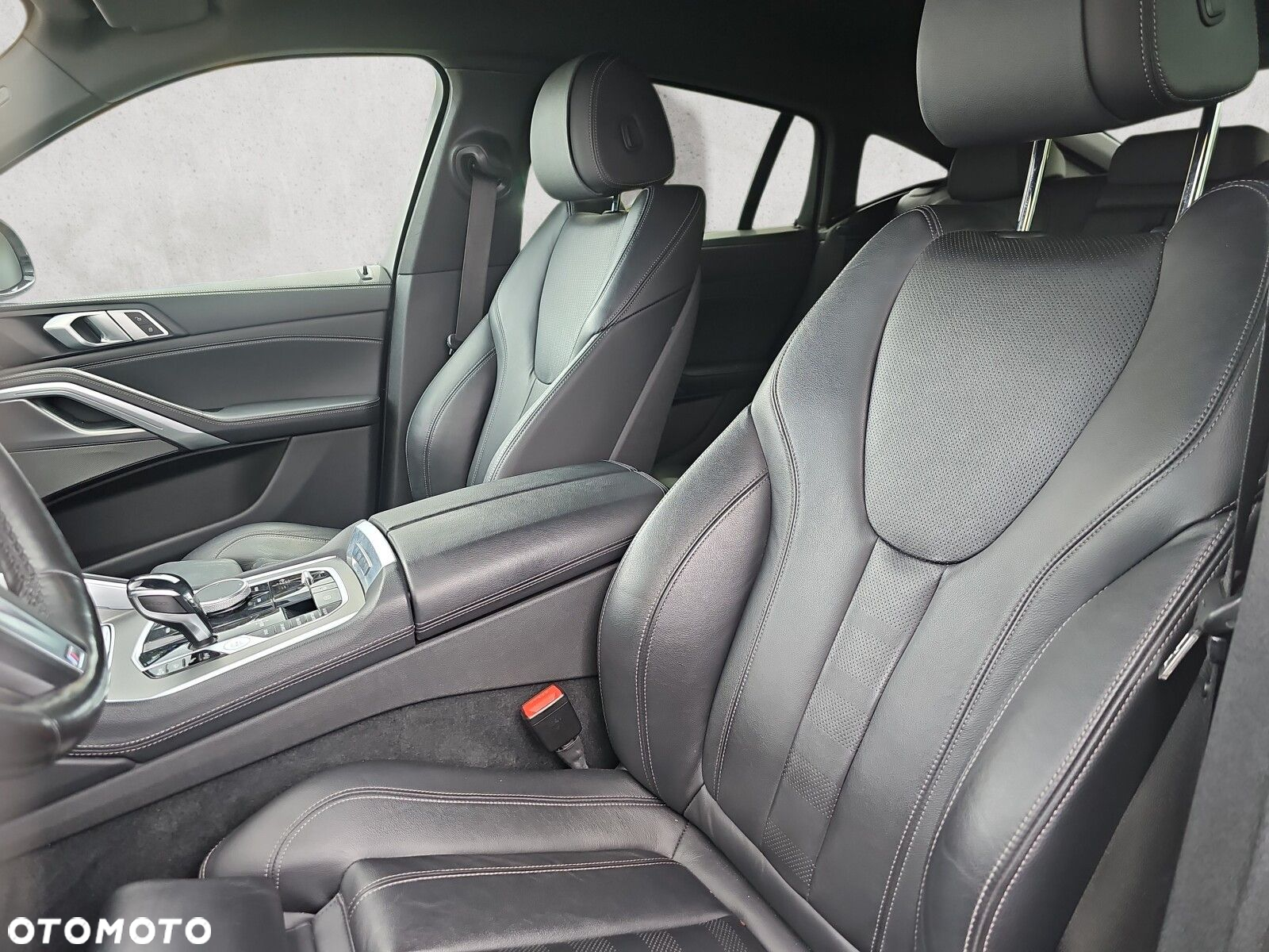 BMW X6 - 12
