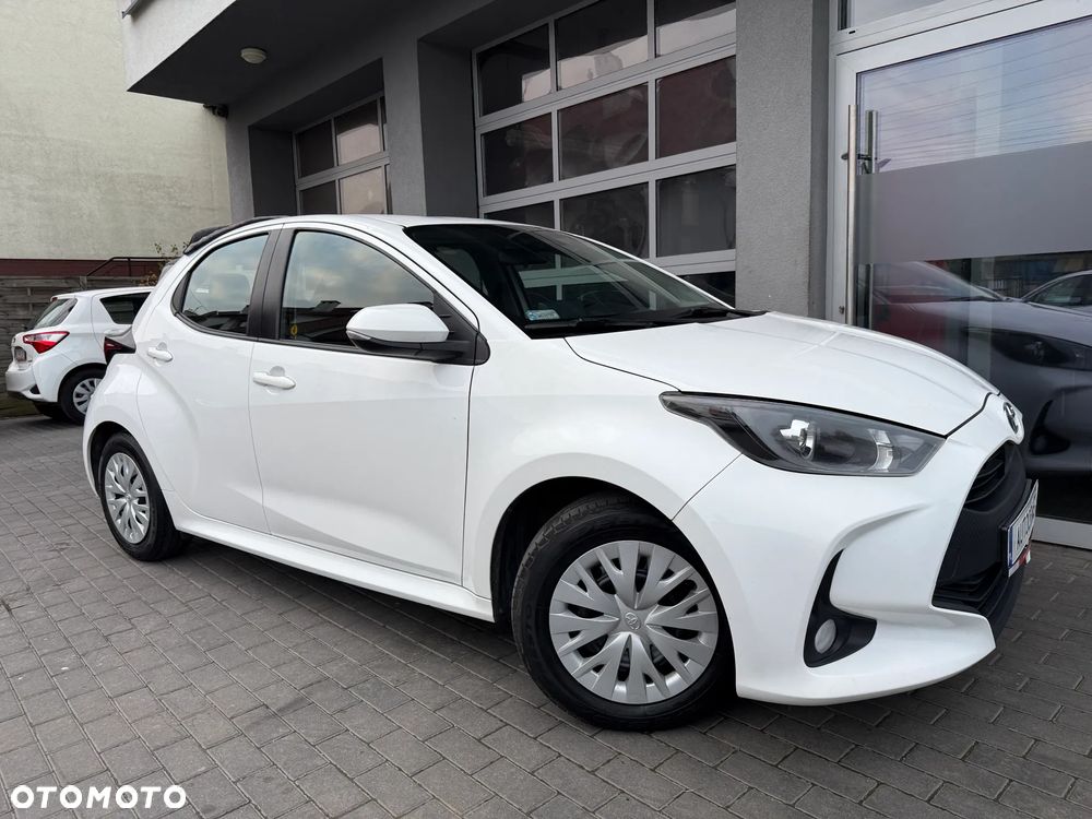 Toyota Yaris - 16