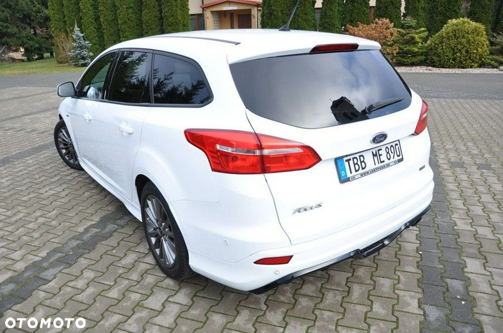 Ford Focus 1.5 EcoBoost STart-Stopp-System ST-LINE - 25