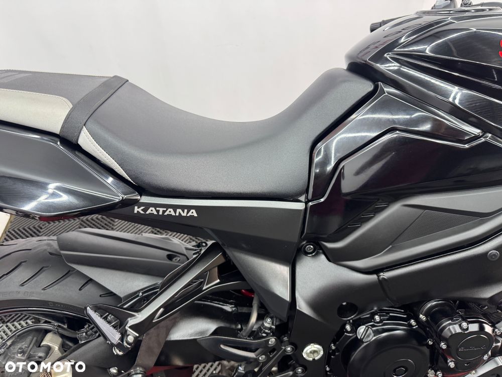 Suzuki GSX - 31
