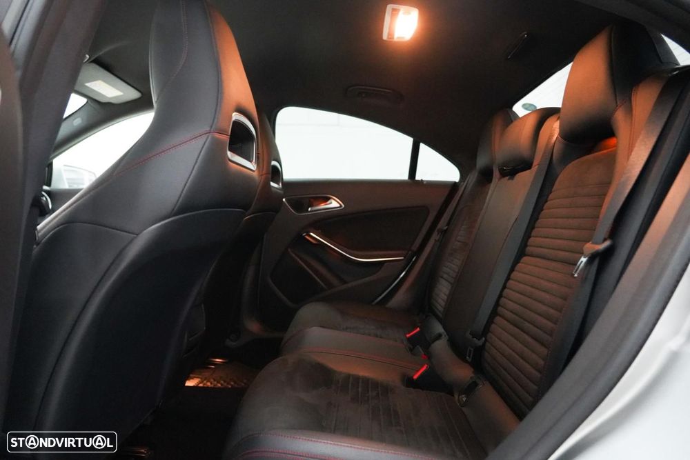 Mercedes-Benz CLA 180 d AMG Line - 8