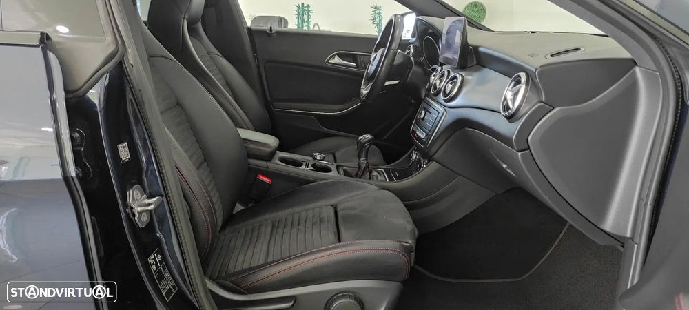 Mercedes-Benz CLA 180 d Shooting Brake AMG Line - 24
