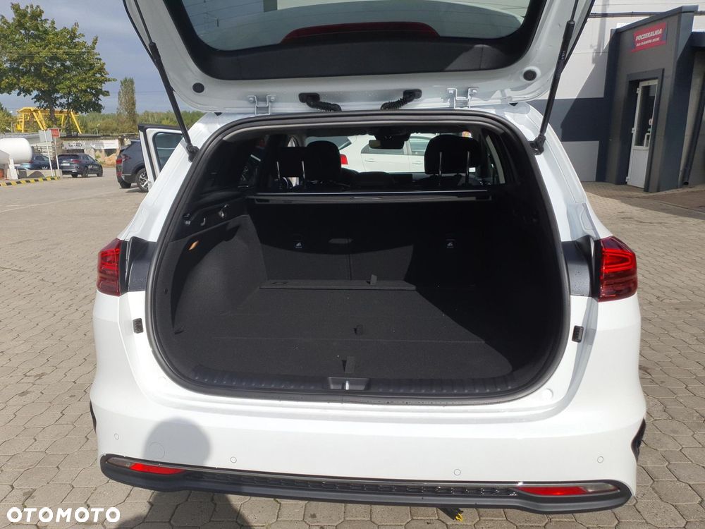 Kia Ceed - 17