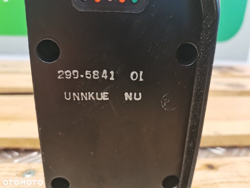 Przełącznik kierunku jazdy Cat 938G ll - 4