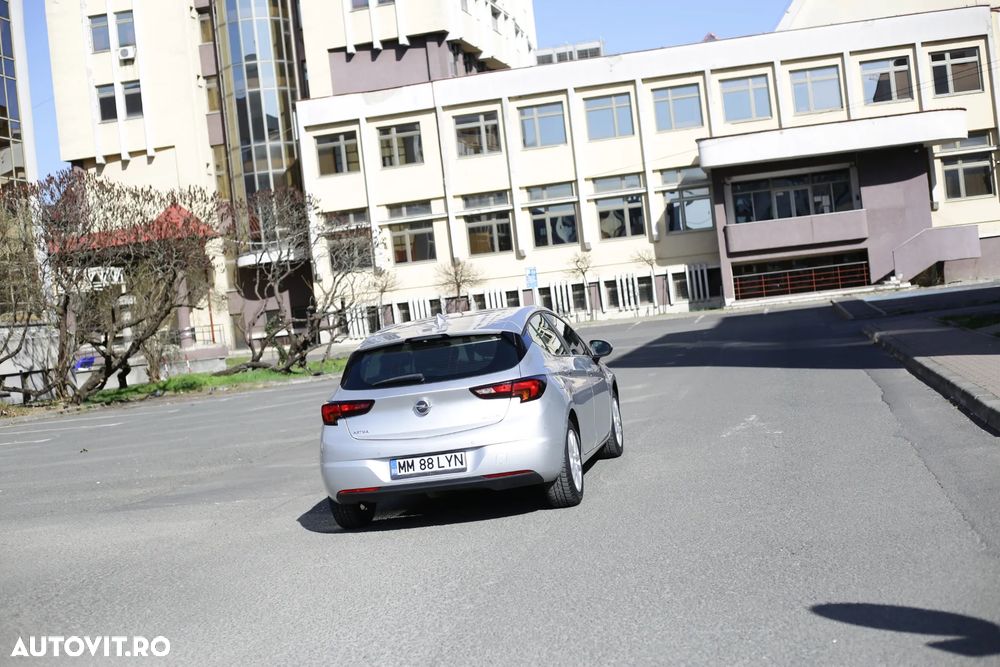 Opel Astra 1.6 D (CDTI) Start/Stop Innovation - 11