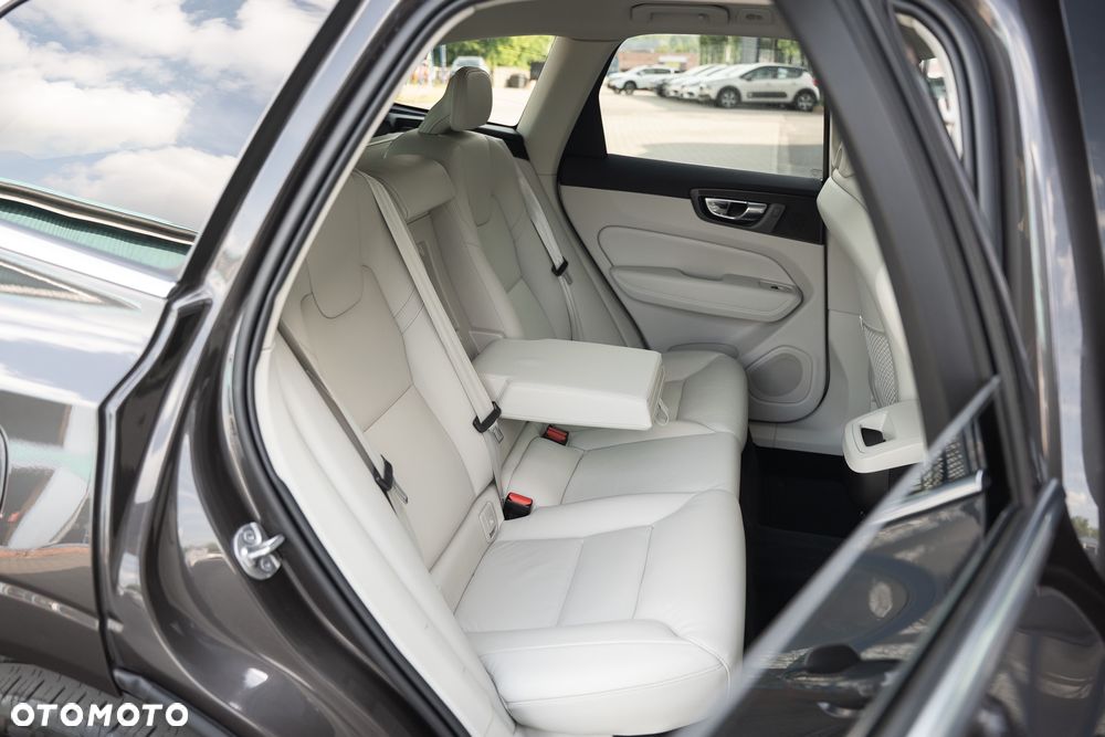 Volvo XC 60 B4 D Geartronic Inscription - 33