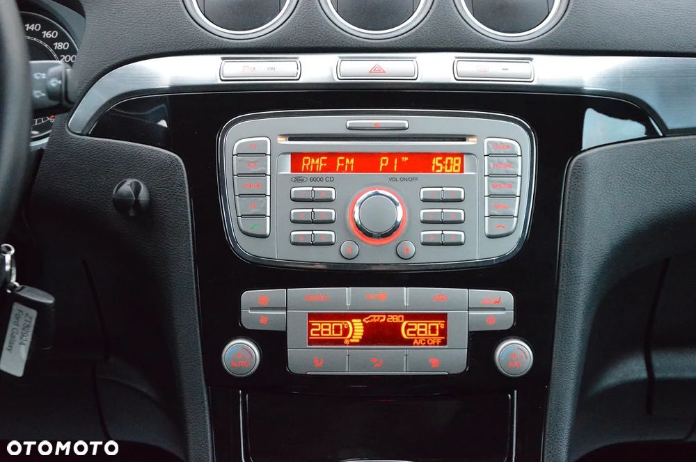 Ford Galaxy 2.0 TDCi Titanium - 13